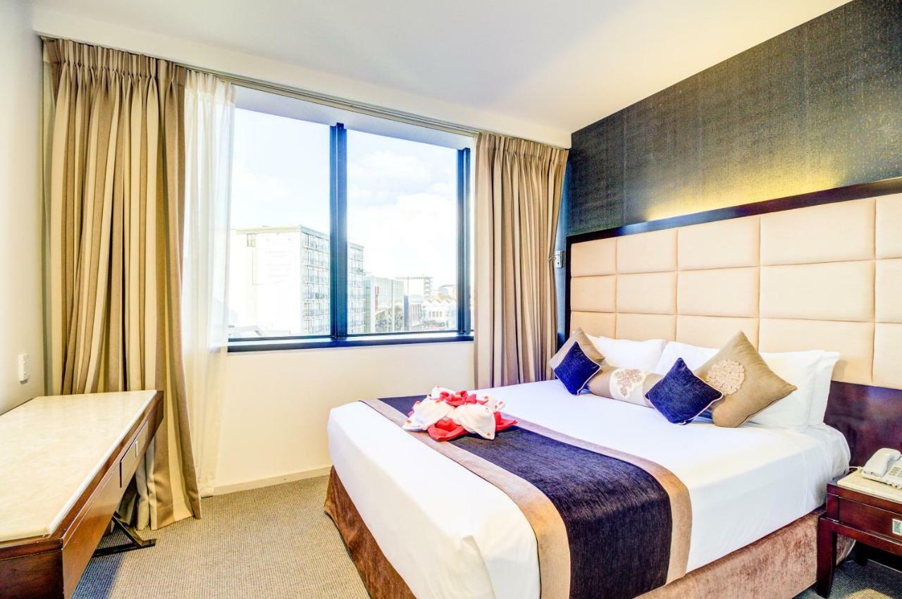 Vr Queen Street Hotel & Suites Auckland Extérieur photo